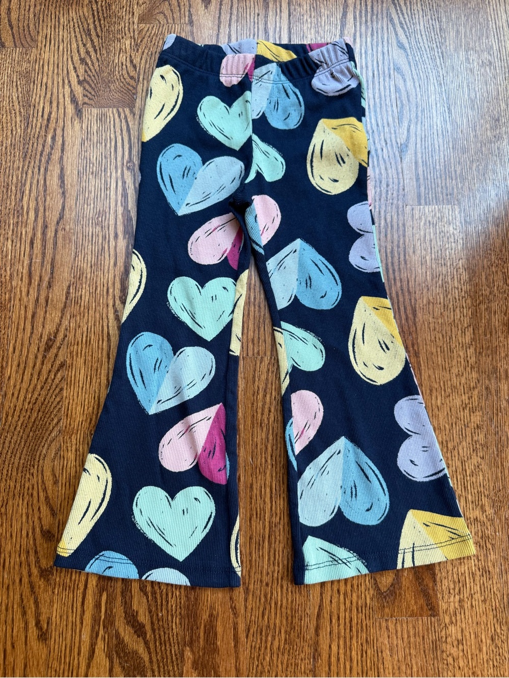 NWOT Gap Heart Flared Leggings 3 Years